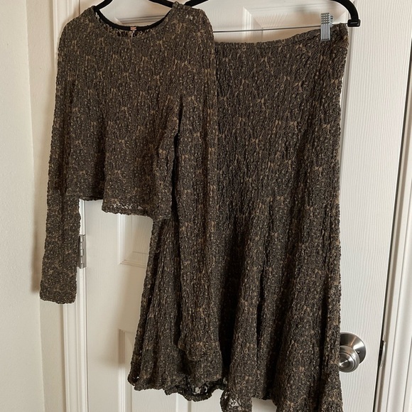 Free People Laney Long Sleeved Set Size Large - Picture 13 of 15